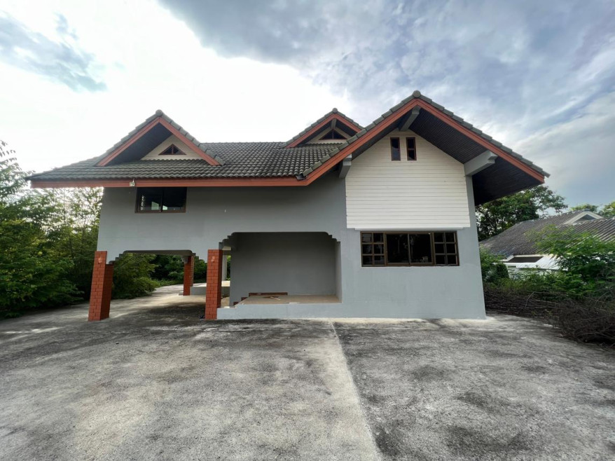 Single house Chon Buri Bang Lamung Pong 14500000