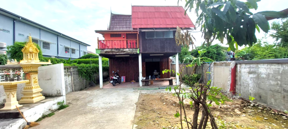 Single house Bangkok Bang Kapi Khlong Chan 2600000