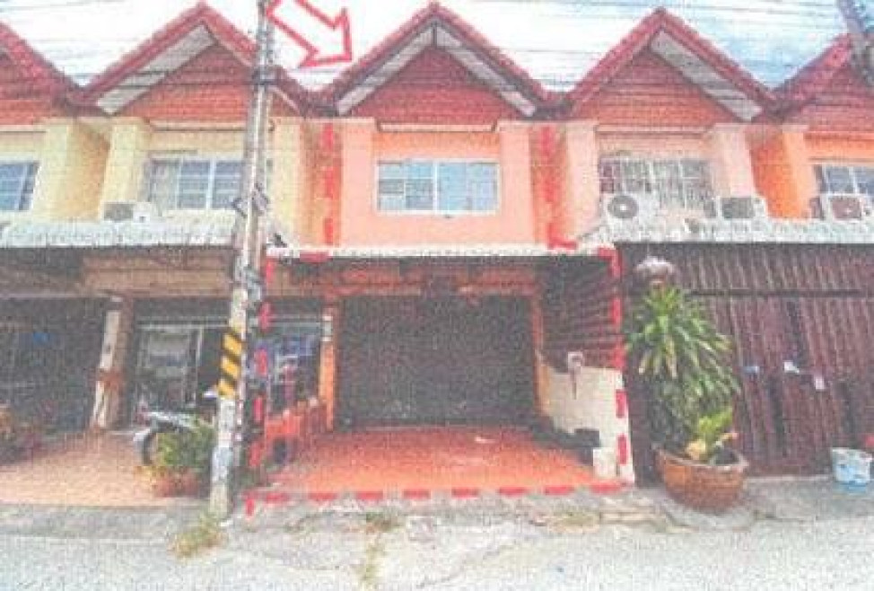 Commercial building Chon Buri Si Racha Bueng 1850000