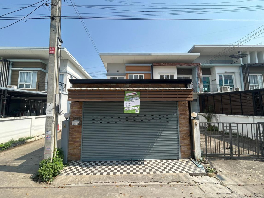 Townhouse Bangkok Lat Krabang Lam Pla Thio 2500000