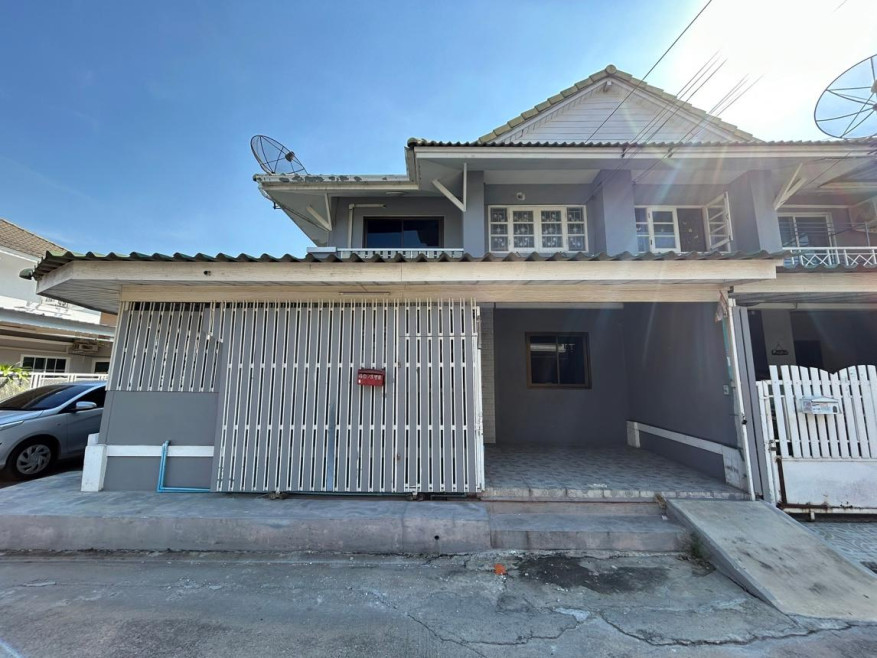 Townhouse Pathum Thani Khlong Luang Khlong Sam 1600000