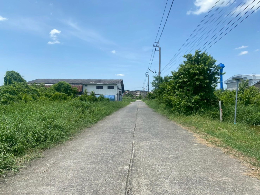 ที่ดินเปล่า ปิ่นทองแลนด์แฟคทอรี่ นนทบุรี บางบัวทอง ละหาร 2200000