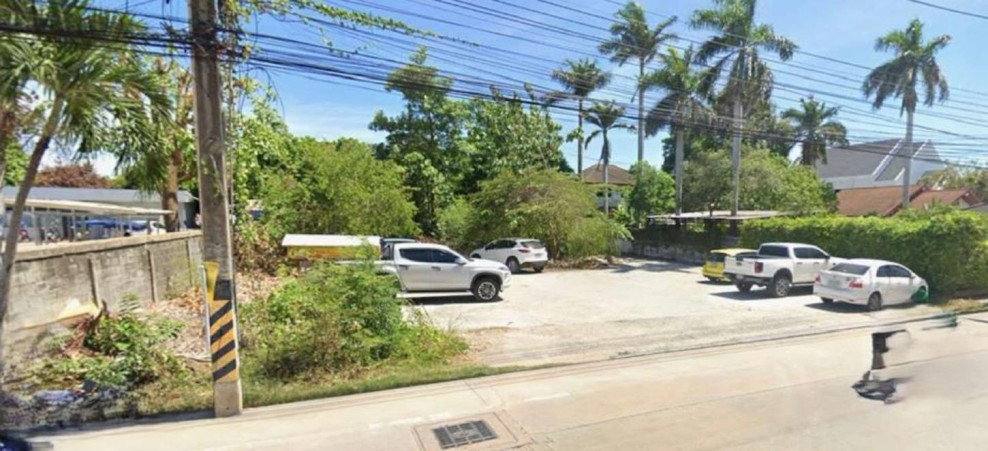 ที่ดินเปล่า ชลบุรี บางละมุง หนองปรือ 21000000