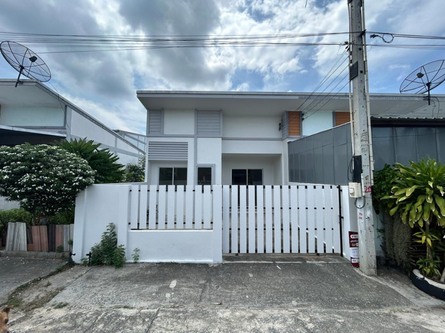 Townhouse Chon Buri Mueang Chon Buri Nong Ri 1400000