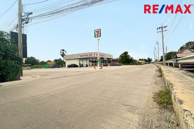 ที่ดินเปล่า นนทบุรี บางบัวทอง บางรักพัฒนา 13684000