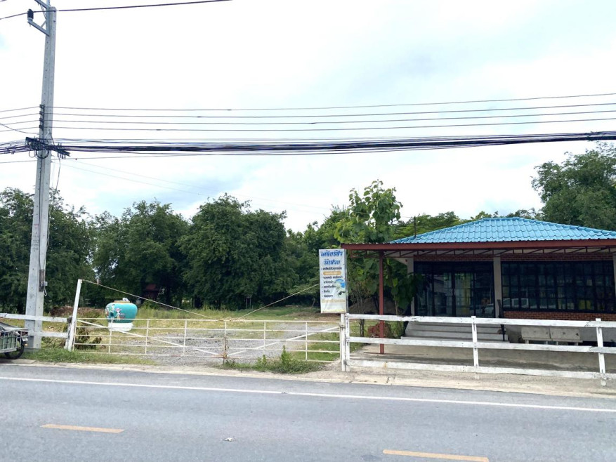 Residential land/lot Nakhon Pathom Mueang Nakhon Pathom Thanon Khat 14000000