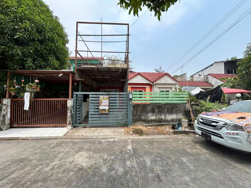 ทาวน์เฮ้าส์ บ้านกรีนการ์เด้นโฮม ปทุมธานี ลำลูกกา บึงคอไห 950000