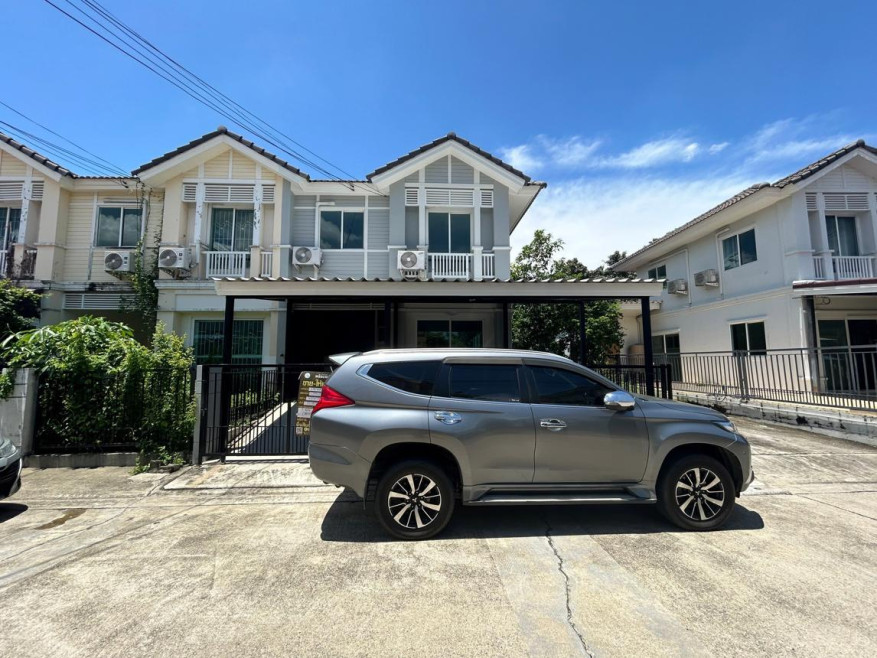 Townhouse Pathum Thani Mueang Pathum Thani Lak Hok 2500000