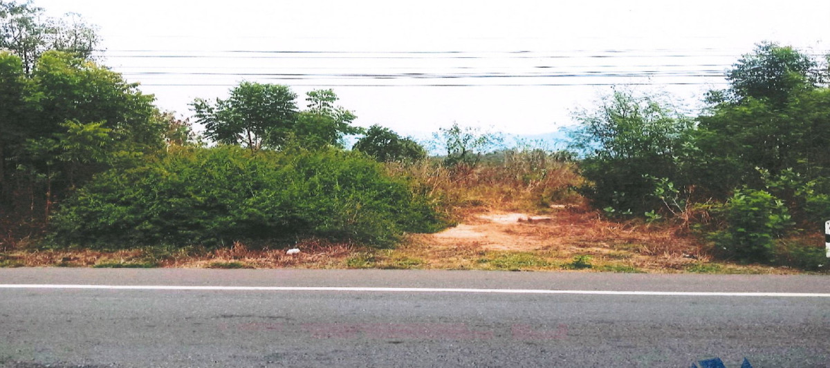 Residential land/lot Uthai Thani Sawang Arom Bo Yang 240000