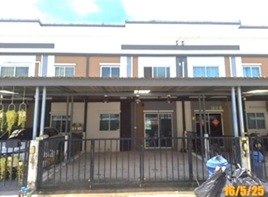 Townhouse Bangkok Lat Krabang Lam Pla Thio 2700000