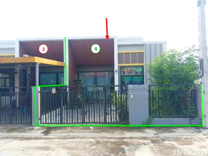ทาวน์เฮ้าส์ เจ ฟอเรส 2 อมตะ ระยอง ปลวกแดง มาบยางพร 1550000