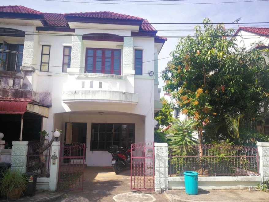 Townhouse Chiang Mai San Sai Nong Chom 2800000