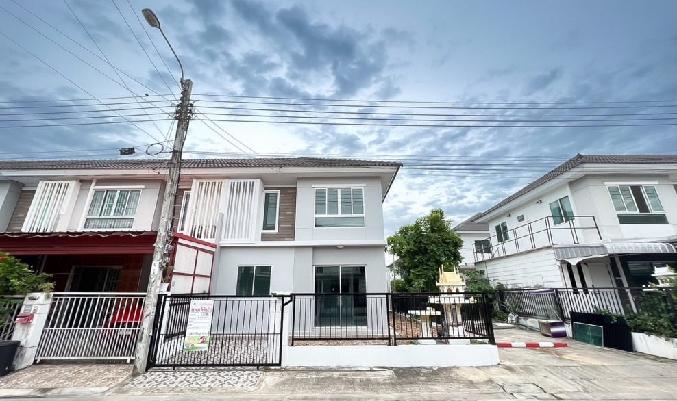 ทาวน์เฮ้าส์ พฤกษา วิลล์ 62/2 นิมิตใหม่ กรุงเทพมหานคร คลองสามวา ทรายกองดิน 2550000