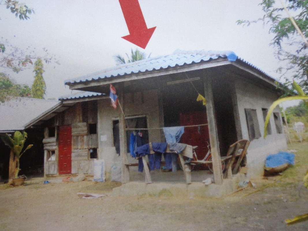 Single house Roi Et Phanom Phrai Pho Yai 402120