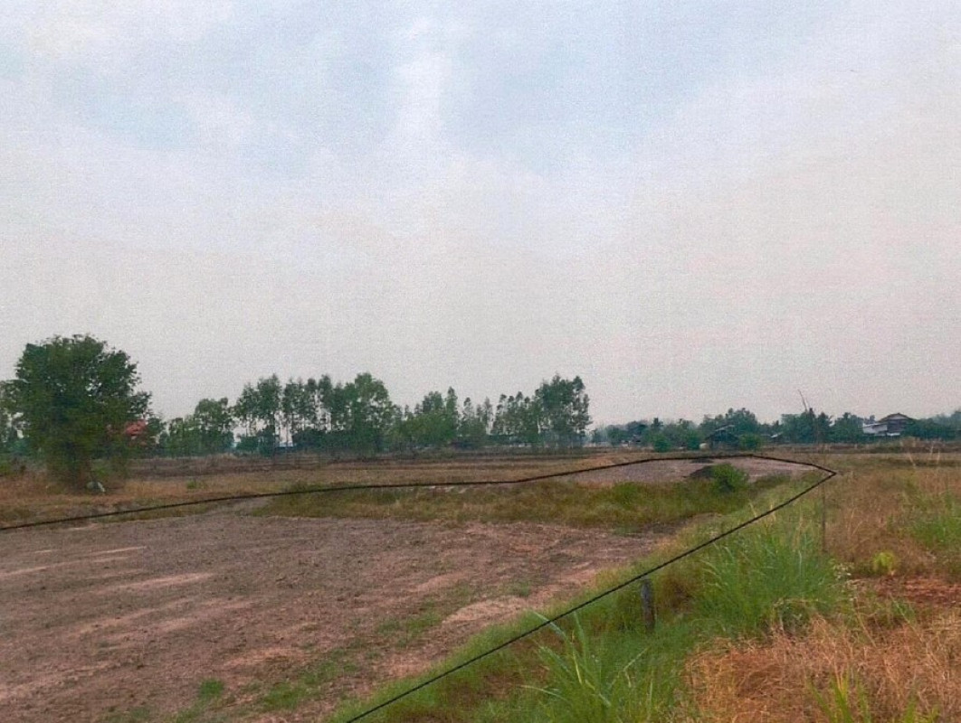 Residential land/lot Amnat Charoen Hua Taphan Phon Mueang Noi 238000