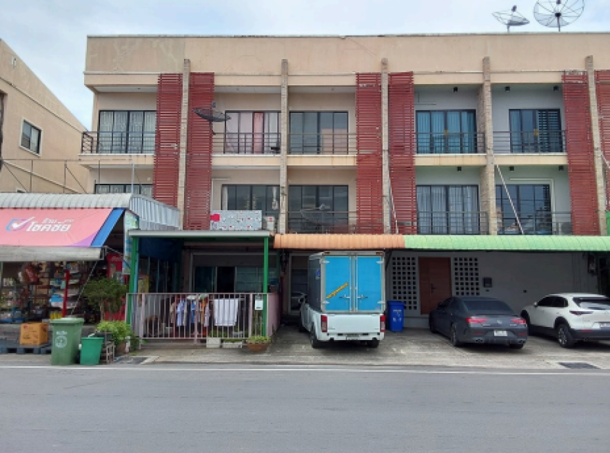 Commercial building Samut Prakan Mueang Samut Prakan Phraekkasa Mai 2430000