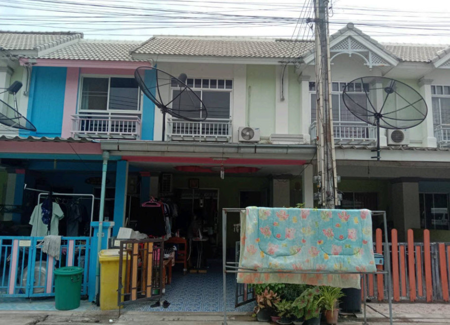 Townhouse Chon Buri Phan Thong Nong Tamlueng 1260000