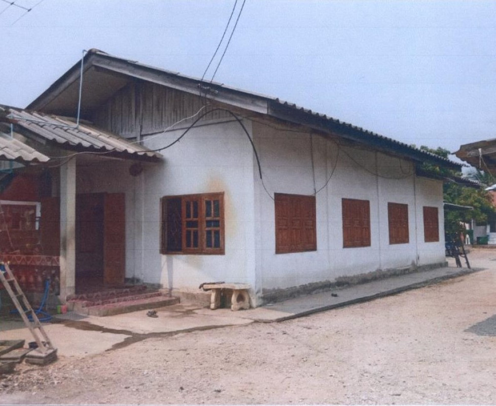 Townhouse Lamphun Wiang Nong Long Nong Long 468555