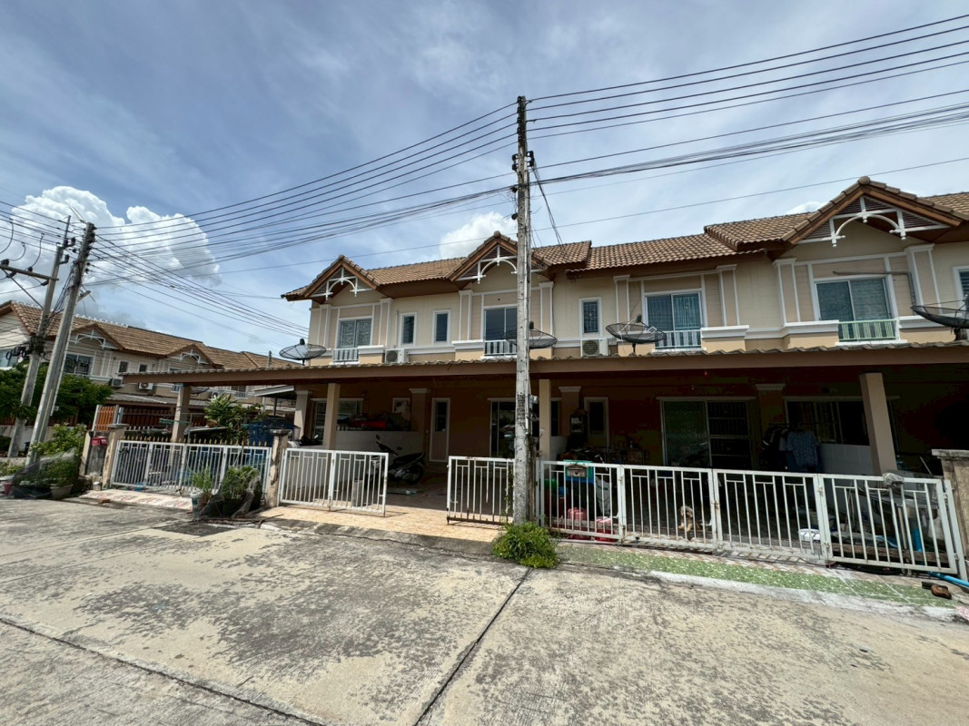 ทาวน์เฮ้าส์ วนัญญา กรีนเพลส ชลบุรี พานทอง หนองกะขะ 1800000