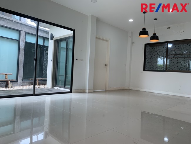 บ้านเดี่ยว เดอะ บาลานซ์ ปิ่นเกล้า-สาย 5 นครปฐม พุทธมณฑล ศาลายา 4890000