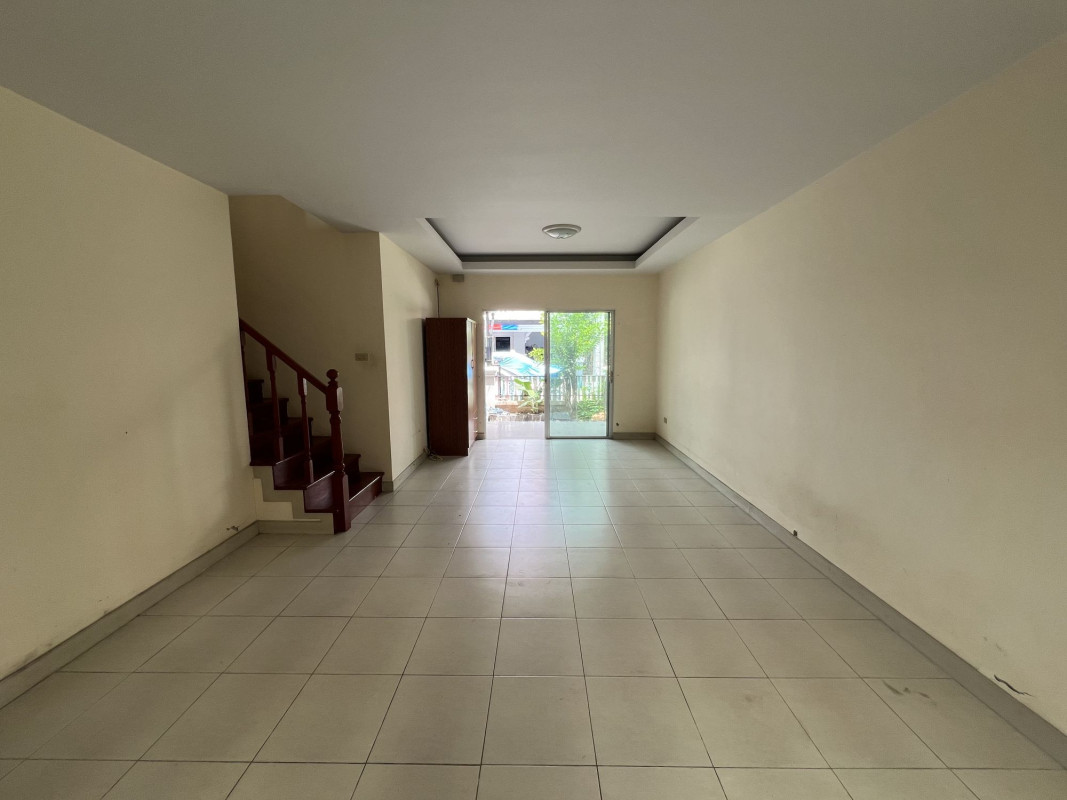 Townhouse Samut Prakan Bang Phli Bang Chalong 2200000