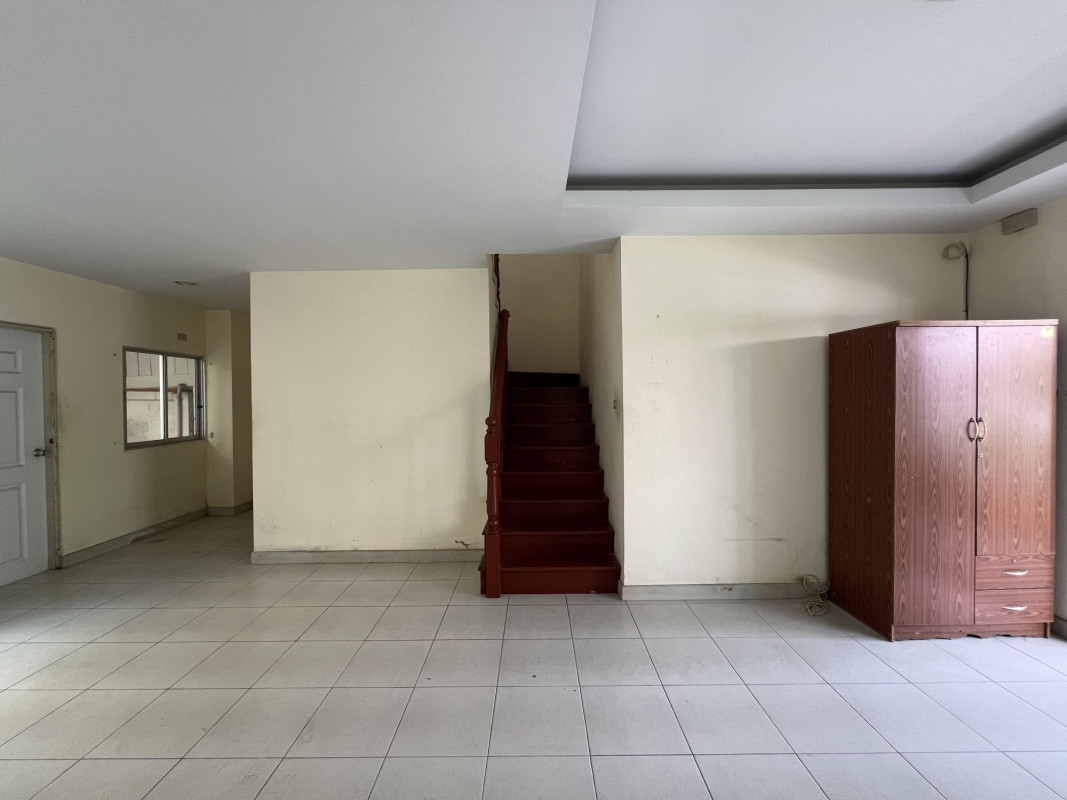 Townhouse Samut Prakan Bang Phli Bang Chalong 2200000