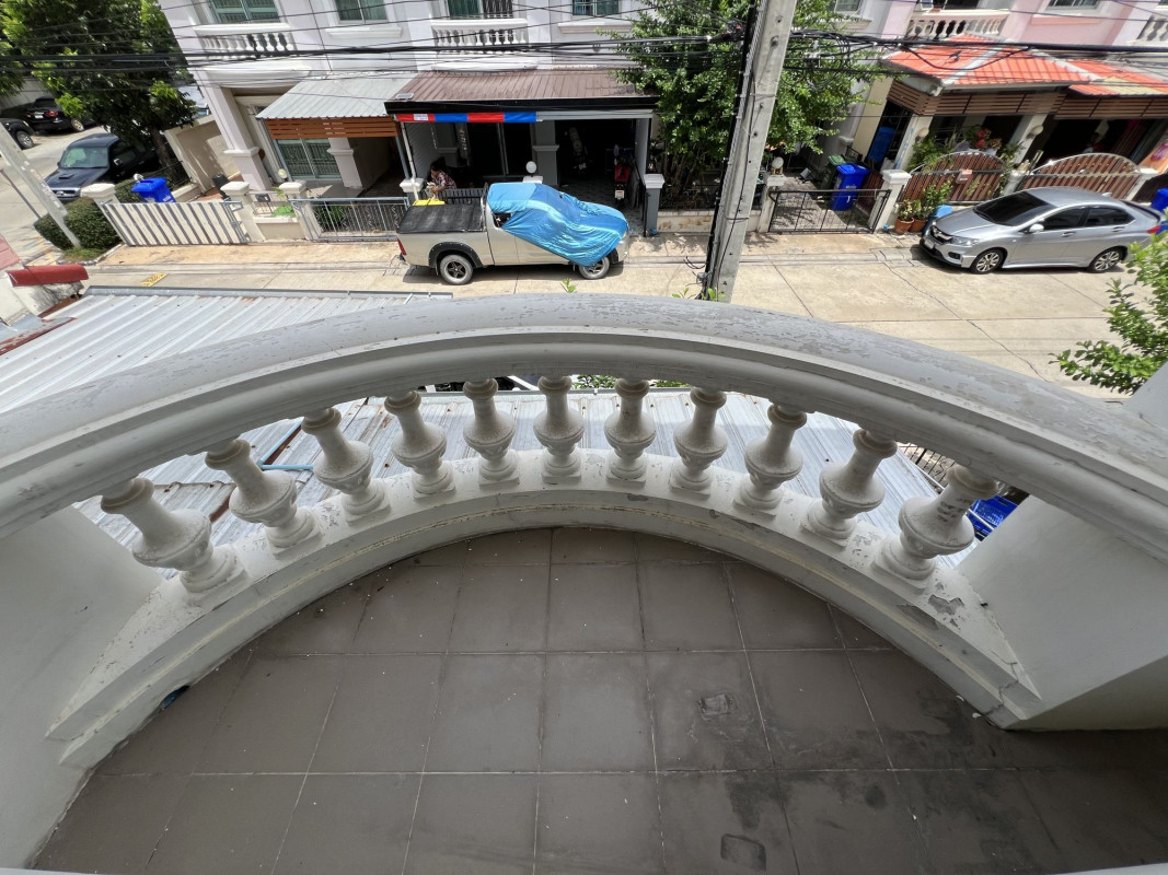 Townhouse Samut Prakan Bang Phli Bang Chalong 2200000