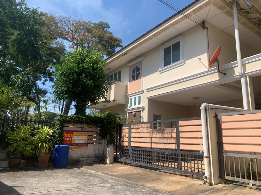 Single house Bangkok Khlong Sam Wa Bang Chan 3780000