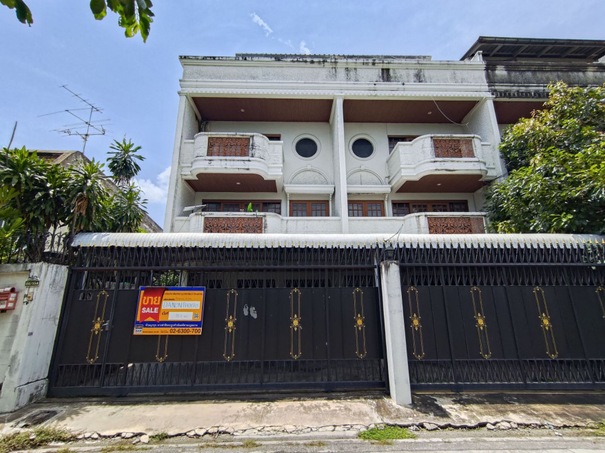 Townhouse Nonthaburi Pak Kret Bang Talat 14700000