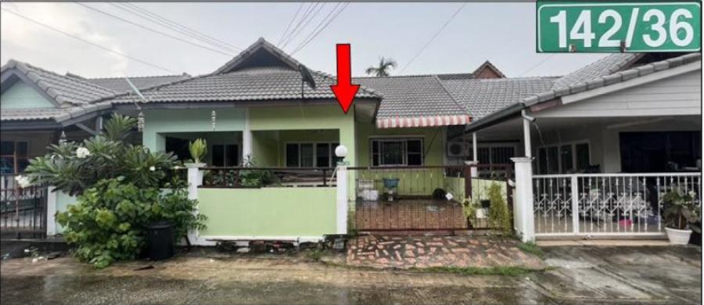 ทาวน์เฮ้าส์ รวิพร ชลบุรี บางละมุง หนองปรือ 1850000