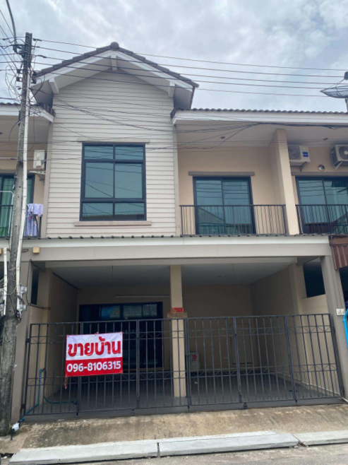 ทาวน์เฮ้าส์ ฉะเชิงเทรา บางปะกง บางปะกง 2300000