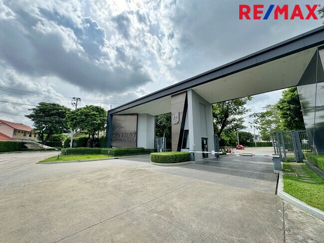 บ้านเดี่ยว เซนโทร ราชพฤกษ์ 2 นนทบุรี เมืองนนทบุรี บางกร่าง 6690000
