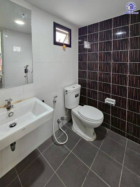 Single house Nonthaburi Pak Kret Tha It 4390000