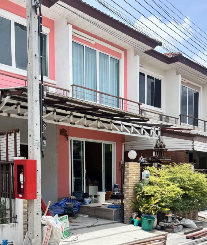 ทาวน์เฮ้าส์ นนทบุรี บางกรวย มหาสวัสดิ์ 2290400