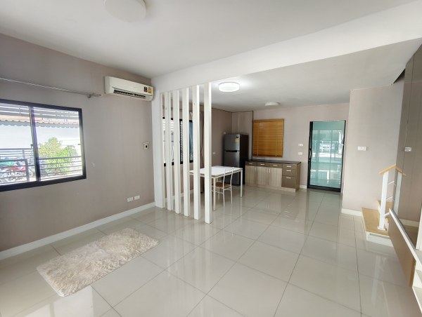 ทาวน์เฮ้าส์ เดอะคอนเนคอัพ3 รัตนาธิเบศร์17 นนทบุรี เมืองนนทบุรี บางกระสอ 5400000