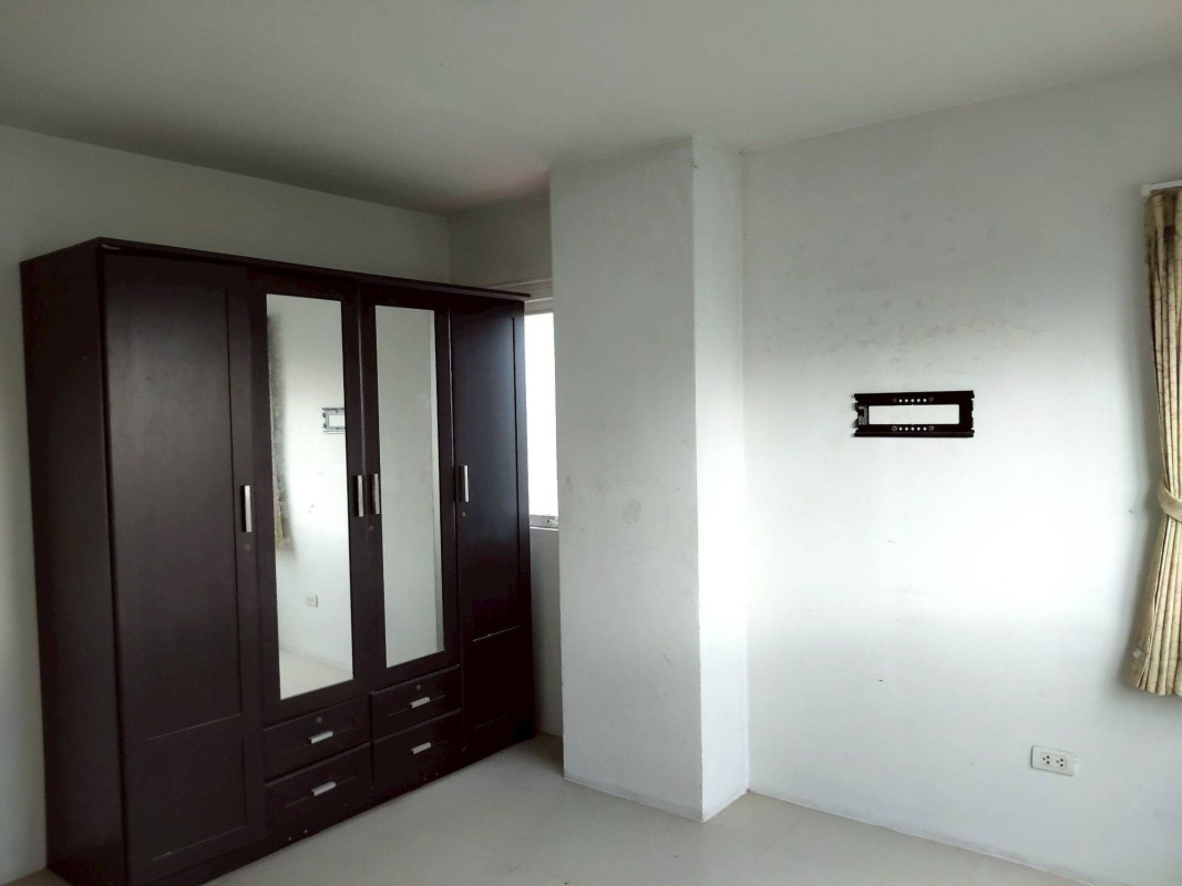 Condominium Nonthaburi Mueang Nonthaburi Talat Khwan 990000