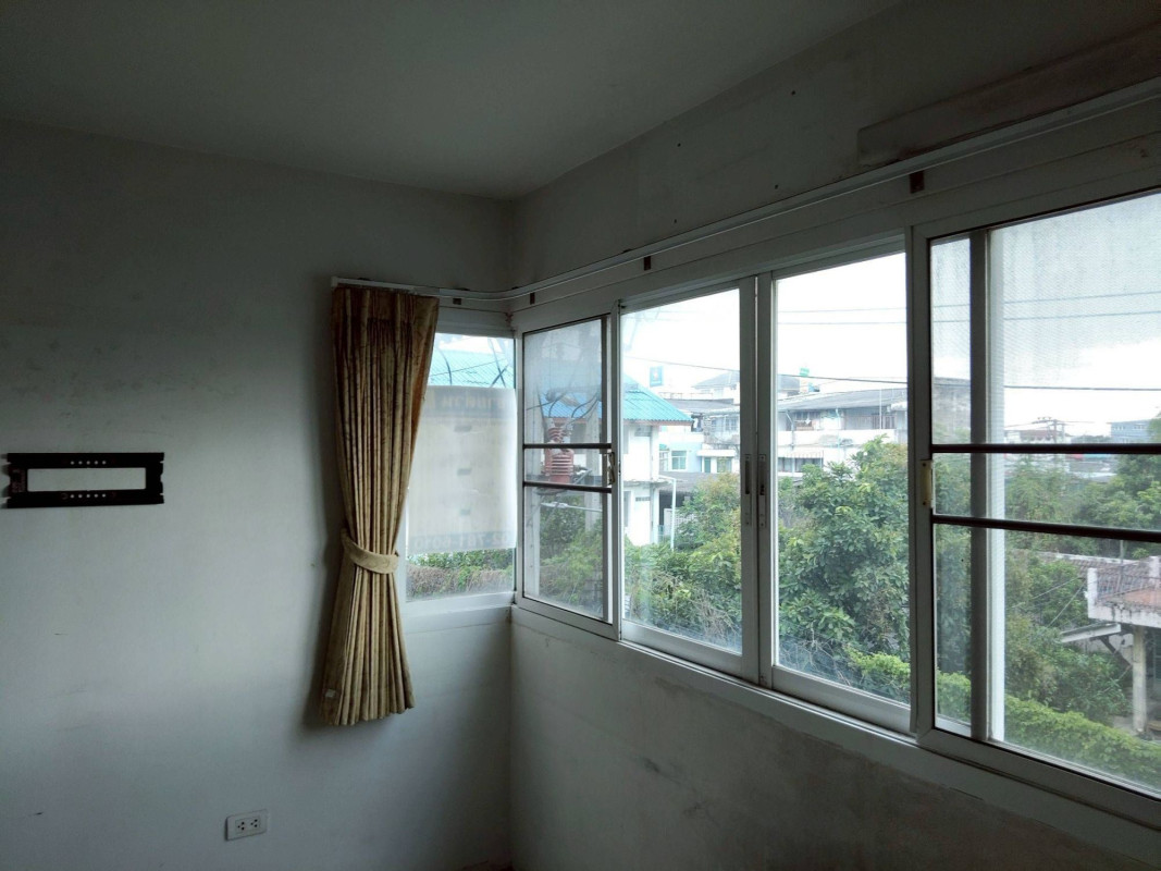 Condominium Nonthaburi Mueang Nonthaburi Talat Khwan 990000