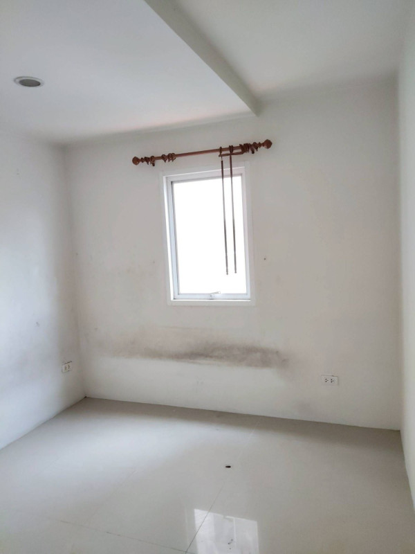 Condominium Nonthaburi Mueang Nonthaburi Talat Khwan 990000