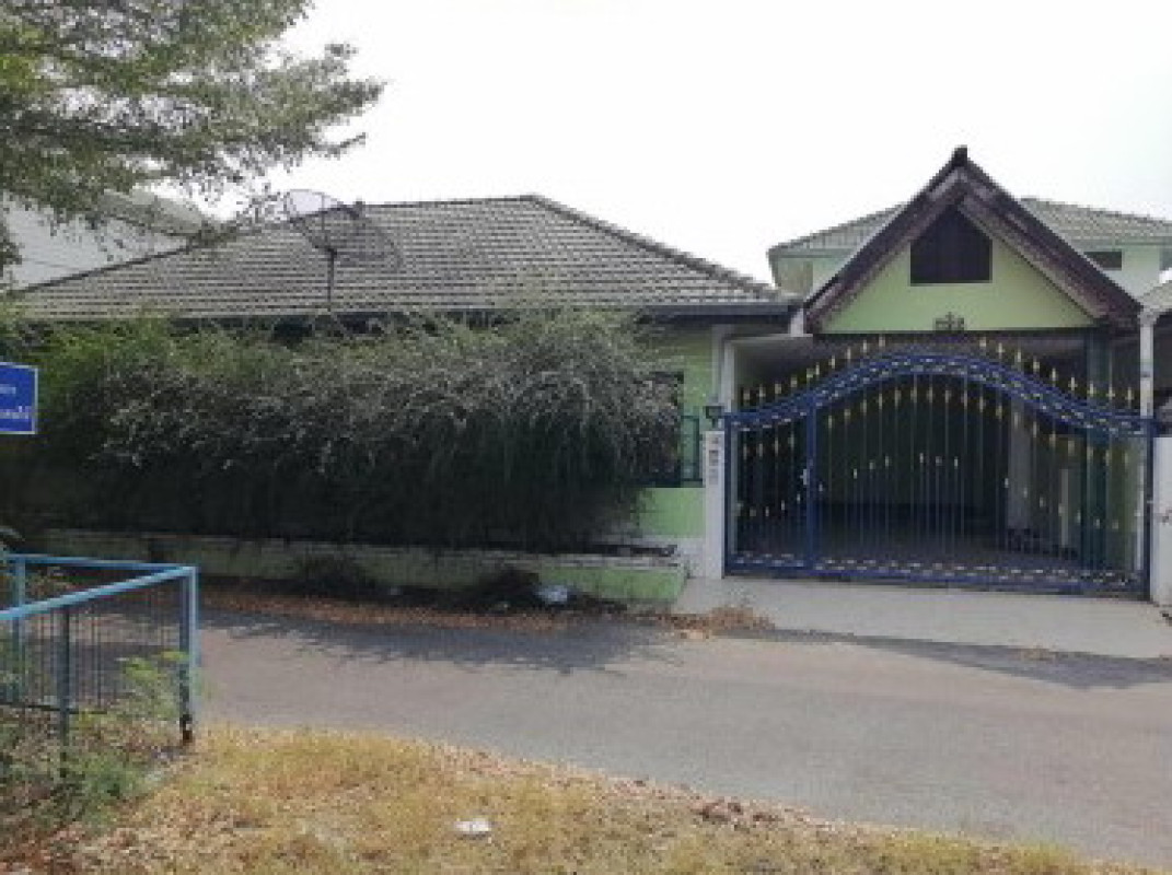 Townhouse Chon Buri Bang Lamung Nong Prue 1373600