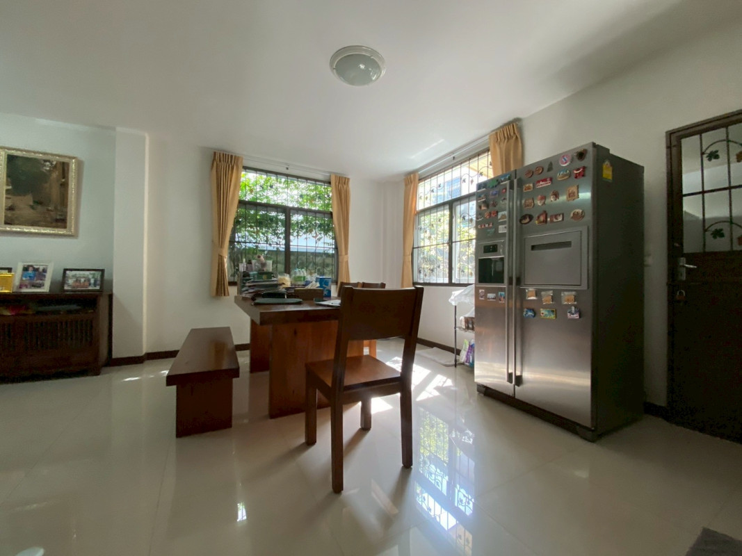 ทาวน์เฮ้าส์ จิราวดี นนทบุรี เมืองนนทบุรี บางกระสอ 3900000