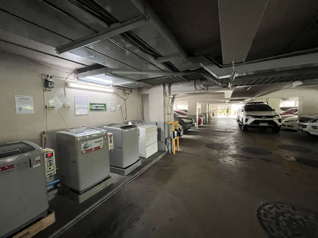 คอนโด ลิฟวิ่งเพลส ศูนย์วิจัย 1 กรุงเทพมหานคร ห้วยขวาง บางกะปิ 834000