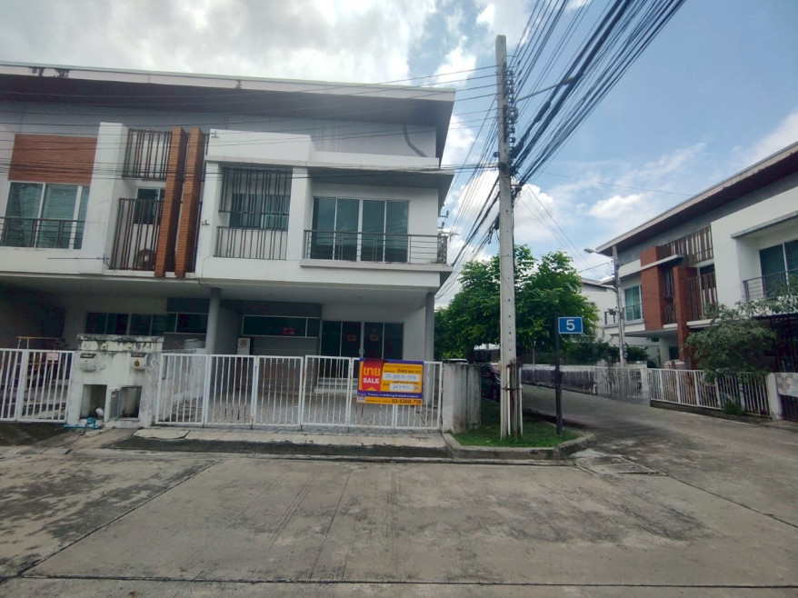 ทาวน์เฮ้าส์ กรุงเทพมหานคร สะพานสูง สะพานสูง 3255000