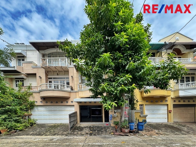 ทาวน์เฮ้าส์ การ์เด้น ซิตี้ ลากูน (Garden City Lagoon) กรุงเทพมหานคร หลักสี่ ทุ่งสองห้อง 4390000