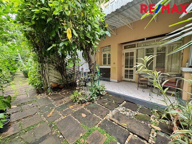 ทาวน์เฮ้าส์ การ์เด้น ซิตี้ ลากูน (Garden City Lagoon) กรุงเทพมหานคร หลักสี่ ทุ่งสองห้อง 4390000