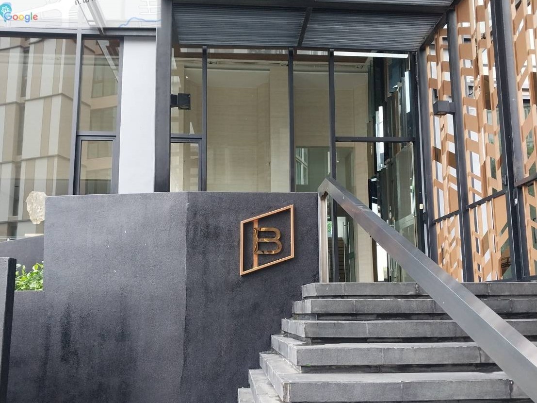 คอนโด เดอะ เบส อัพทาวน์ ภูเก็ต ภูเก็ต เมืองภูเก็ต รัษฎา 4025000