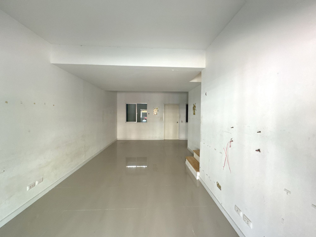 ทาวน์เฮ้าส์ บ้านพฤกษา 117 เพชรเกษม-พุทธสาคร สมุทรสาคร กระทุ่มแบน สวนหลวง 2100000