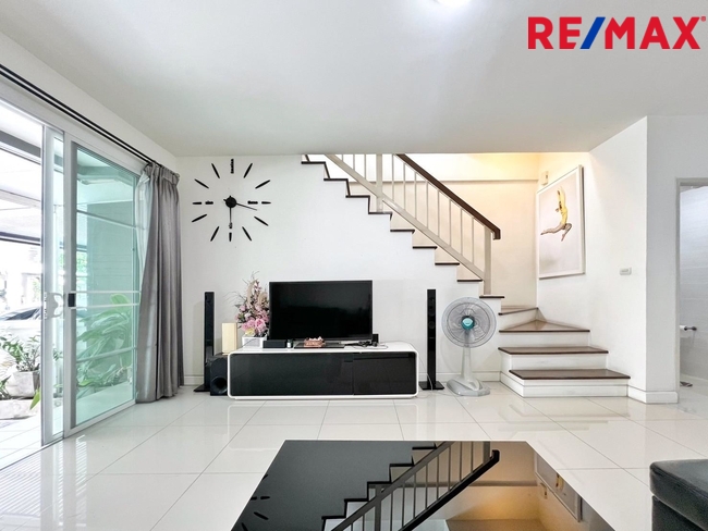 ทาวน์เฮ้าส์ Town Avenue กรุงเทพมหานคร บางกะปิ หัวหมาก 4390000