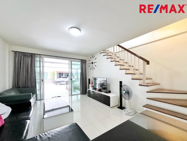 ทาวน์เฮ้าส์ Town Avenue กรุงเทพมหานคร บางกะปิ หัวหมาก 4390000