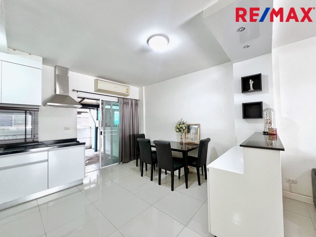 ทาวน์เฮ้าส์ Town Avenue กรุงเทพมหานคร บางกะปิ หัวหมาก 4390000