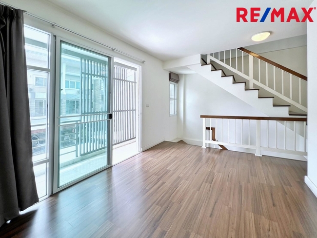 ทาวน์เฮ้าส์ Town Avenue กรุงเทพมหานคร บางกะปิ หัวหมาก 4390000